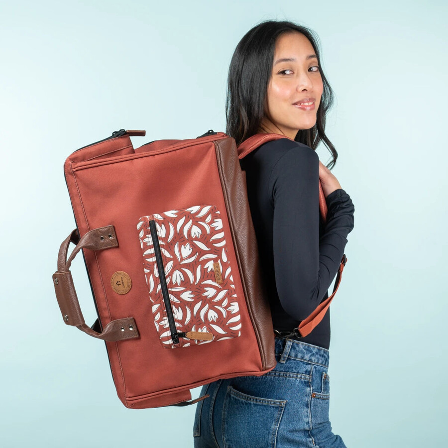 duffle adventurer san cristobal